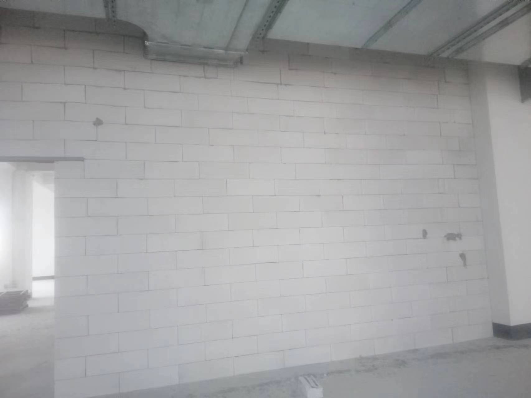 办公楼隔墙施工现场（参考）
